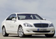 Mercedes-Benz S400 BlueHYBRID Mercedes-Benz S400 BlueHYBRID